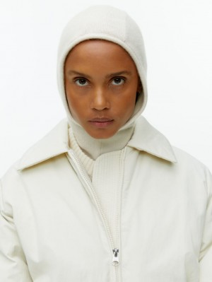 Caciula Arket Cashmere Hood Dama Albi | Romania-MSDP61503
