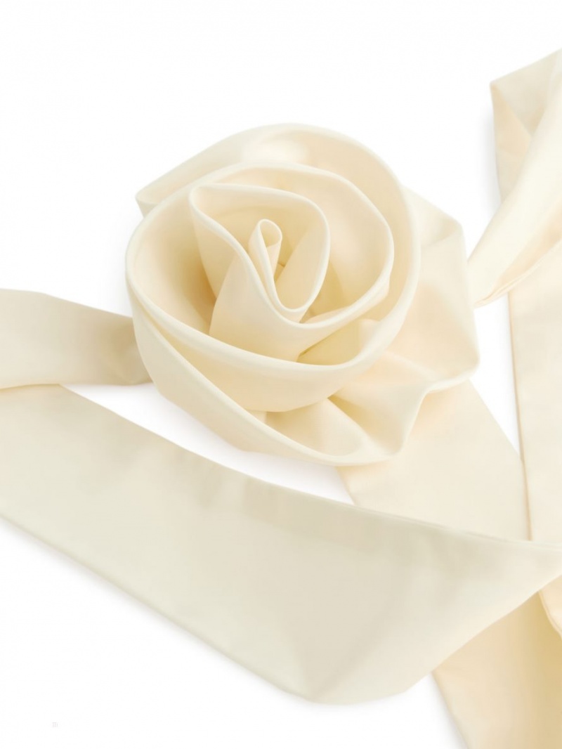 Colier Arket Rose Tie Dama Albi | Romania-XGCF96021