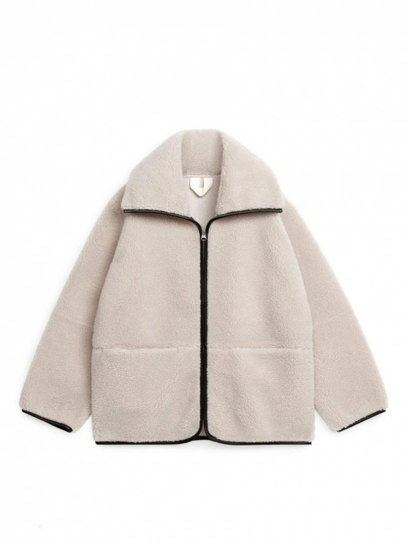 Geaca Arket Piele Detailed Pile Dama Bej Deschis Negrii | Romania-LCUD26895