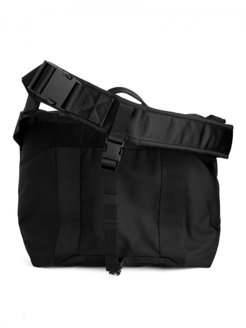 Geanta de Umar Arket Nailon Messenger Barbati Negrii | Romania-JNEO43875