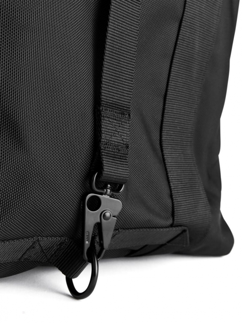 Geanta de Umar Arket Nailon Messenger Barbati Negrii | Romania-JNEO43875