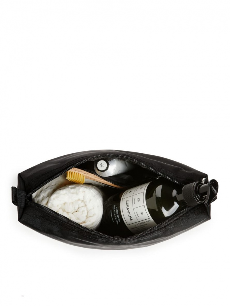 Genti De Toaleta Arket Toiletry Barbati Negrii | Romania-XPZH65274