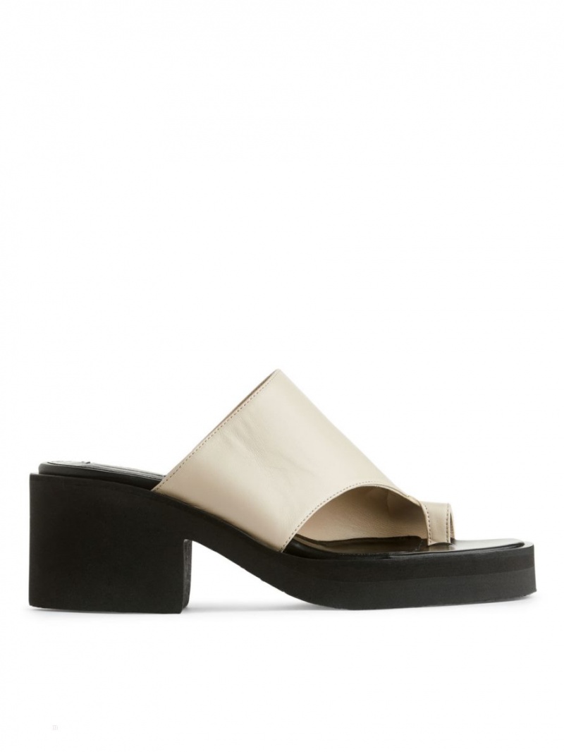Sandale Arket Grosolan Slip-In Piele Dama Albi Negrii | Romania-PNMB08932